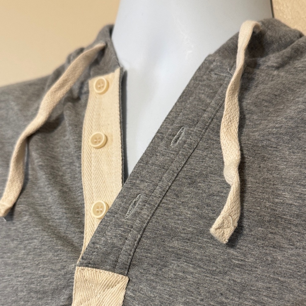 BYLT Basics Heather Gray Hooded Henley with Cream Placket. Size Small - Picture 3 of 9